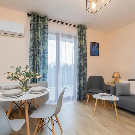 Zzzz11 Apartman Mikoszewo